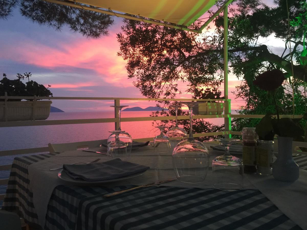 Le Palazzine Hotel Vlorë Eksteriør bilde